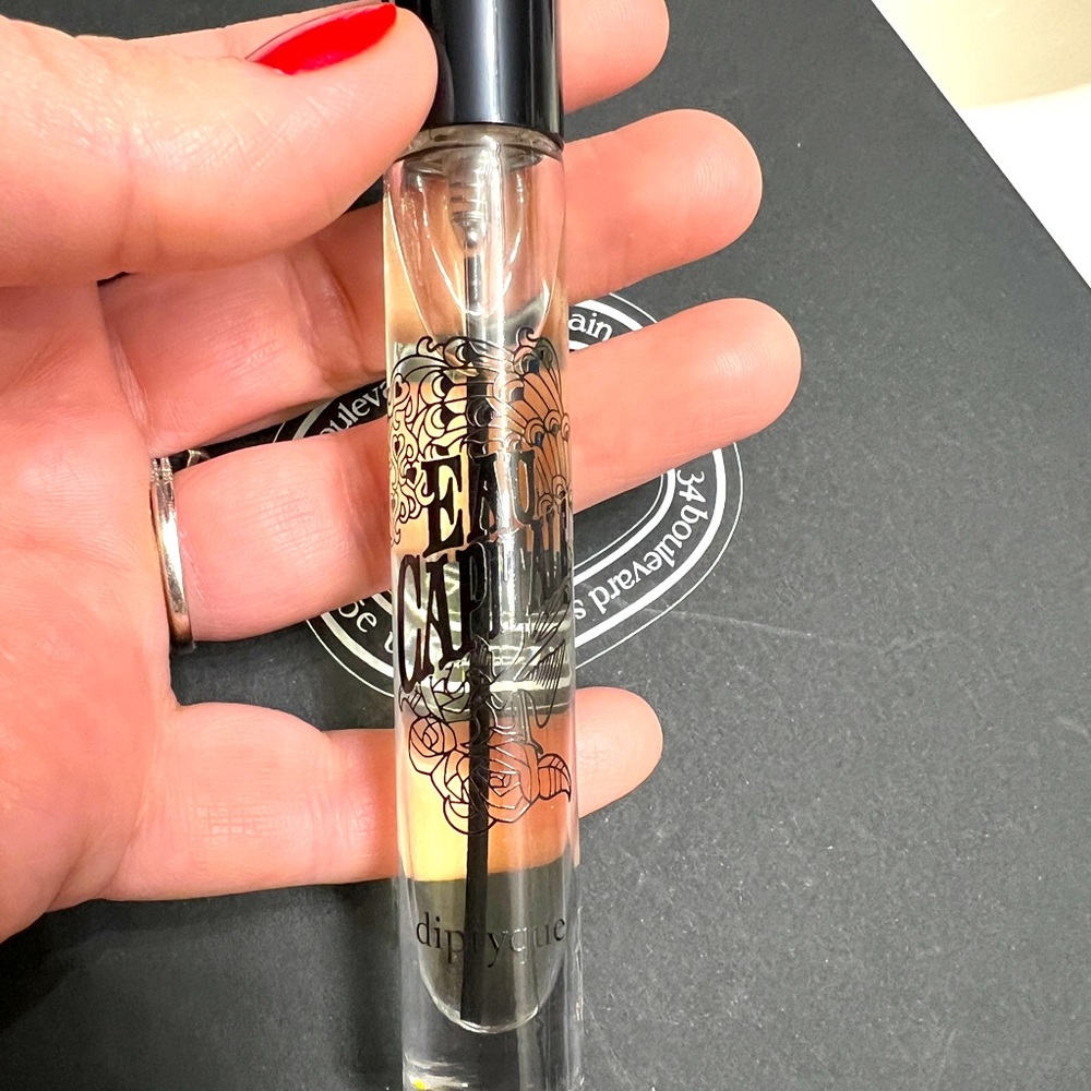 EAU CAPITALE
Eau de parfum